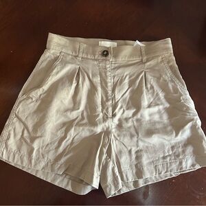 H&M tan business short